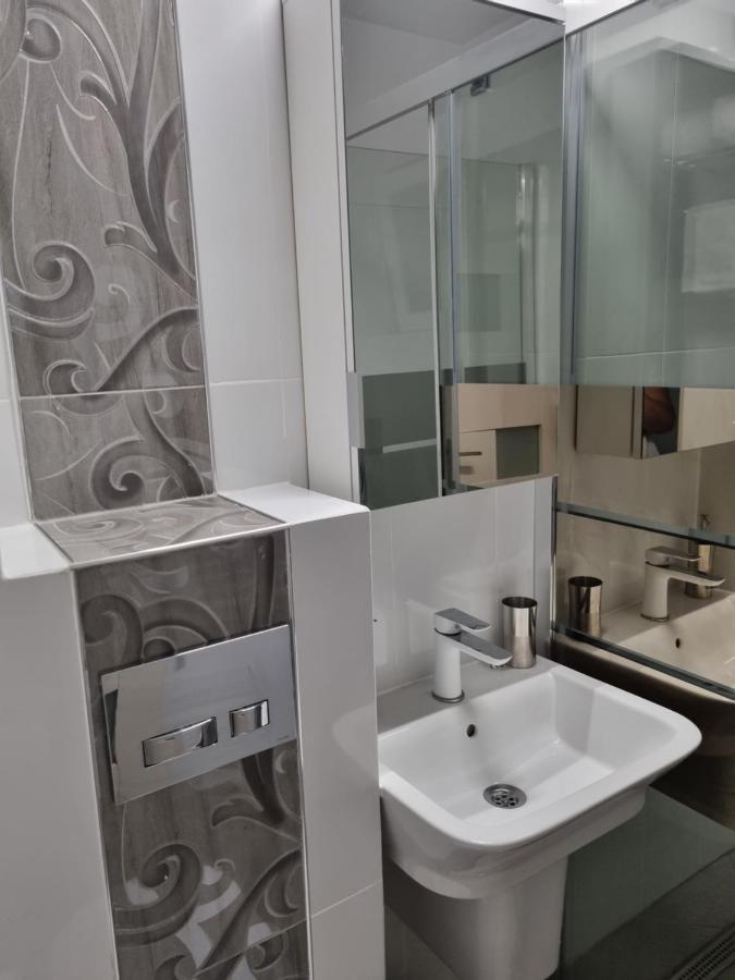 Apartament Quiet Galaţi エクステリア 写真