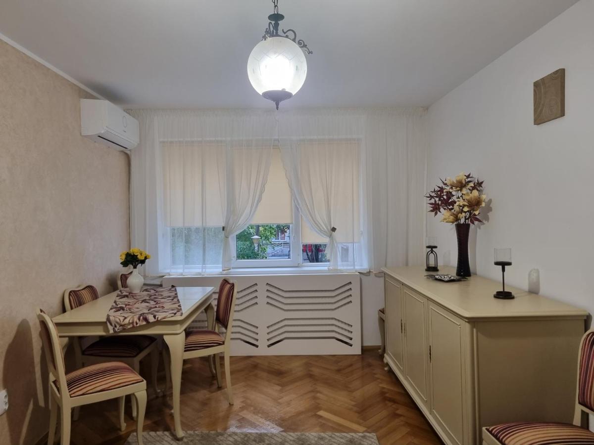 Apartament Quiet Galaţi エクステリア 写真